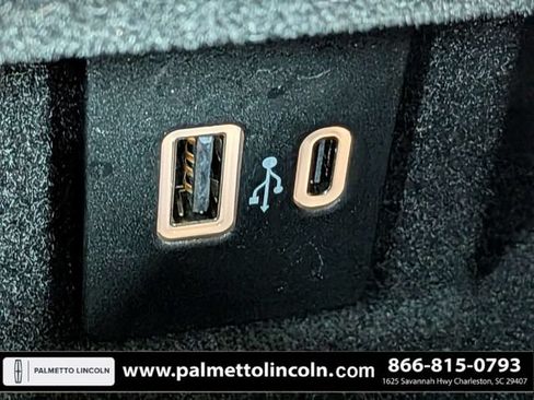 Used 2022 Lincoln Corsair FWD image 23