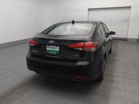 Used 2017 Kia Forte EX FWD image 7