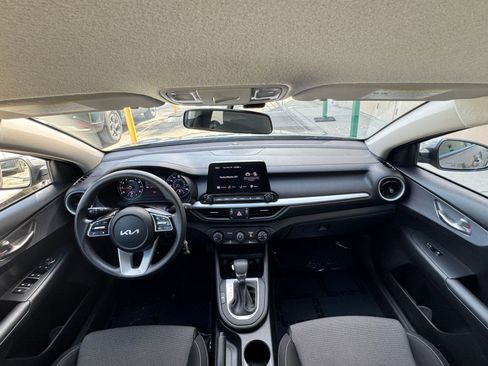 Used 2024 Kia Forte LXS image 31