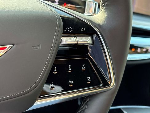 New 2026 Cadillac Lyriq V image 25