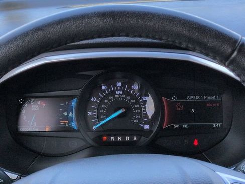 Used 2018 Ford Edge Titanium w/ Technology Package image 26