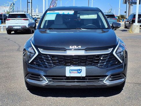 Used 2023 Kia Sportage EX image 2