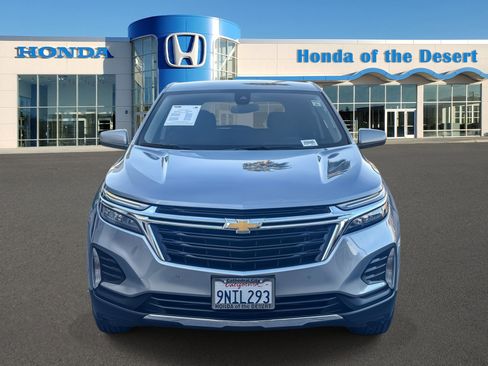 Used 2024 Chevrolet Equinox LT image 2