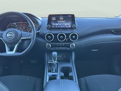 Used 2025 Nissan Sentra SV image 15