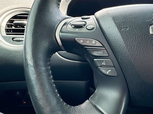 Used 2019 Nissan Pathfinder SL FWD image 27