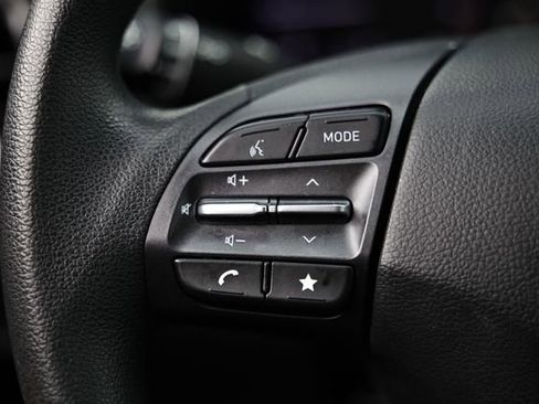 Used 2023 Hyundai Kona SEL image 32