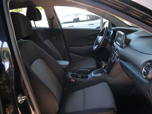 Used 2019 Hyundai Kona SEL FWD image 30