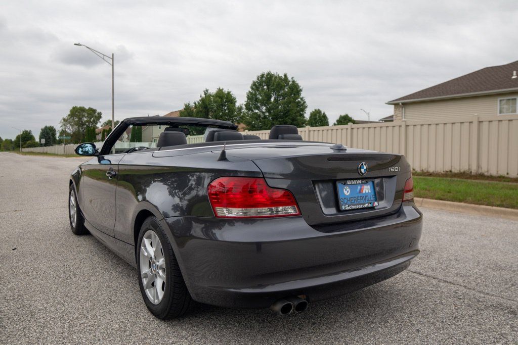 Used 2008 BMW 128i Convertible RWD image 11