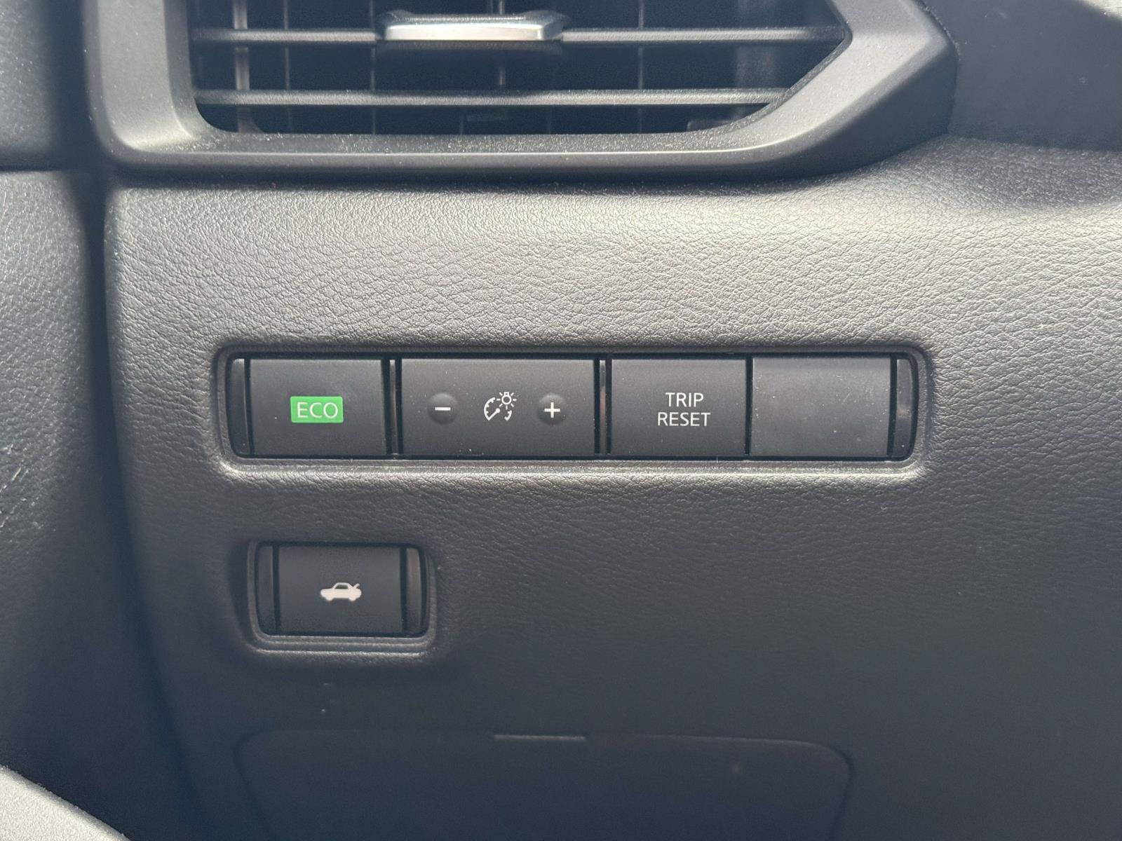 Used 2023 Nissan Sentra S FWD image 15
