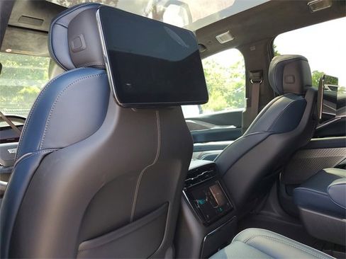 New 2025 Cadillac Escalade IQ Sport 2 w/ LPO, ONYX Package image 25