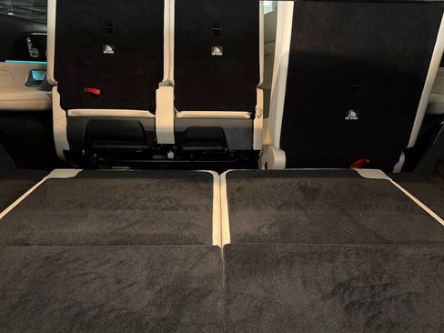 Used 2021 Mercedes-Benz GLE 350 image 34