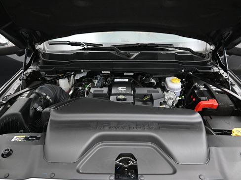 Used 2023 RAM 2500 Limited image 7