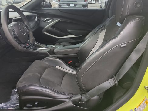 Used 2021 Chevrolet Camaro SS image 21