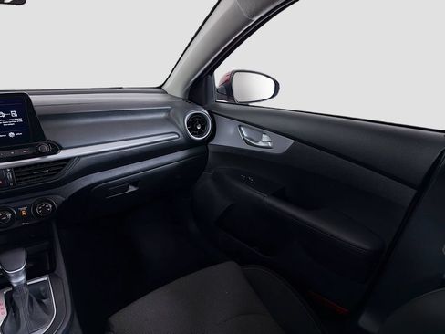 Used 2024 Kia Forte LXS FWD image 23