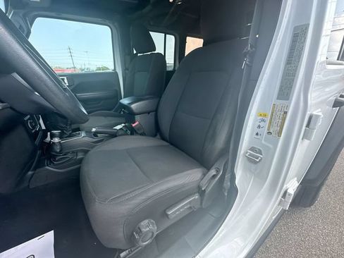 Used 2020 Jeep Wrangler Unlimited Sport AWD/4WD image 13