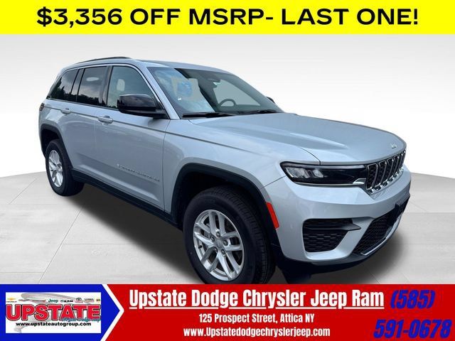 New 2025 Jeep Grand Cherokee Laredo X w/ Luxury Tech Group I AWD/4WD image 1