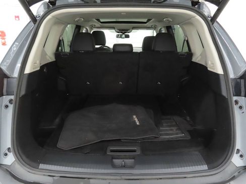 Used 2023 Nissan Rogue SL w/ SL Premium Package image 23