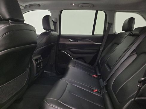 Used 2022 Jeep Grand Cherokee Limited 4xe image 18