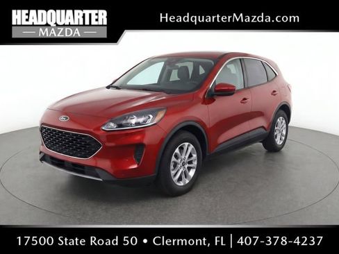 Used 2020 Ford Escape SE FWD image 1