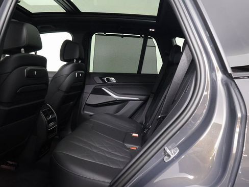 Used 2026 BMW X5 xDrive40i w/ Executive Package AWD/4WD image 11