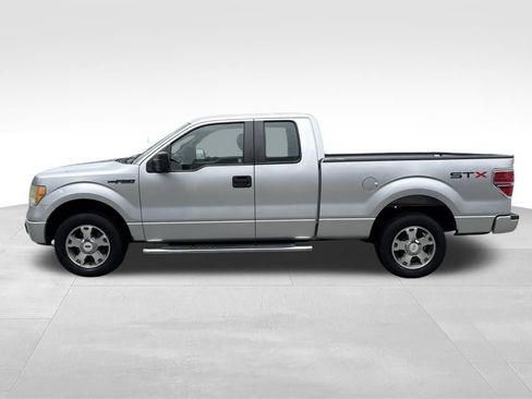 Used 2010 Ford F150 STX RWD image 2
