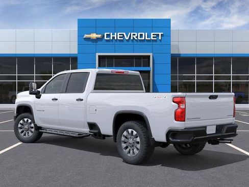 New 2026 Chevrolet Silverado 2500 Custom image 3