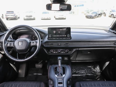 Used 2024 Honda HR-V Sport image 17