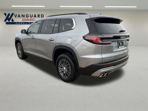 Used 2025 GMC Acadia Elevation image 3