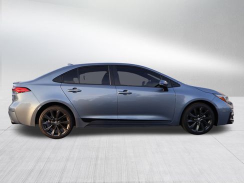 Used 2023 Toyota Corolla SE image 5