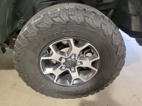 Used 2018 Jeep Wrangler Unlimited Rubicon image 27