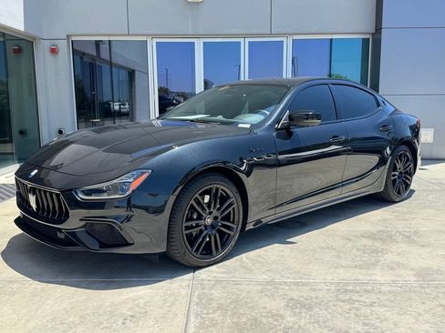 Certified 2023 Maserati Ghibli Modena RWD image 4