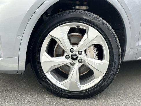 Used 2022 Audi Q5 2.0T Prestige image 2