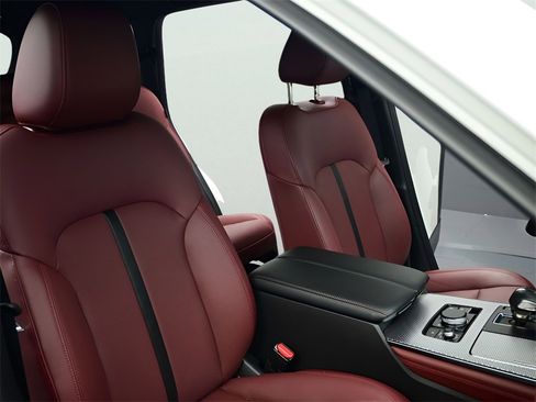 Certified 2025 MAZDA CX-70 Plug-In Hybrid w/ Premium Plus image 5