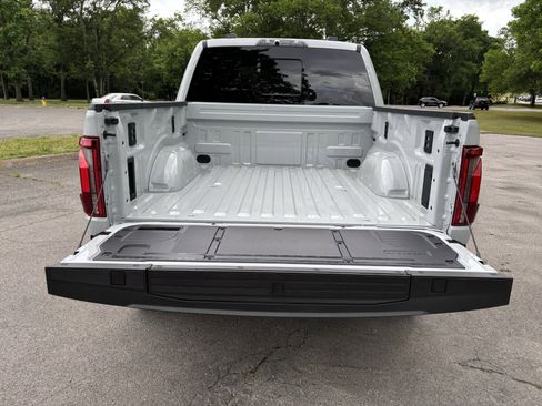 Used 2026 Ford F150 Raptor w/ Equipment Group 803A Raptor R AWD/4WD image 9