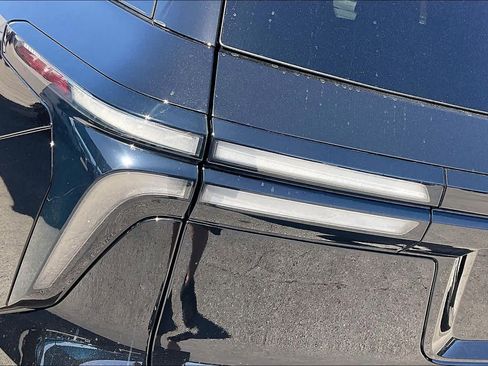 New 2026 Chevrolet Traverse High Country w/ LPO, Floor Liner Package image 14