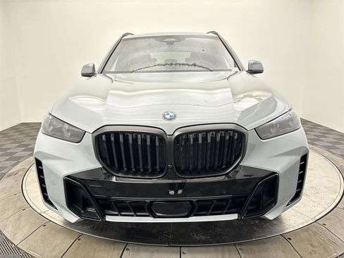 New 2026 BMW X5 xDrive40i w/ M Sport Package image 14