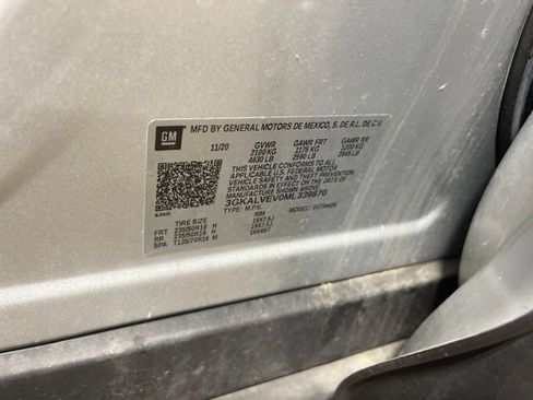 Used 2021 GMC Terrain SLT AWD/4WD image 4