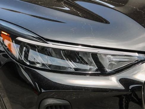 New 2024 Ford Escape ST-Line w/ Equipment Group 301A image 4