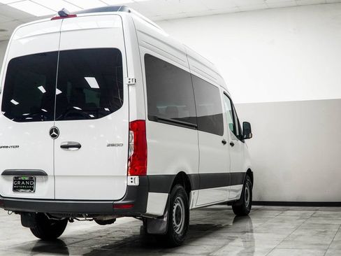Used 2024 Mercedes-Benz Sprinter 2500 image 12