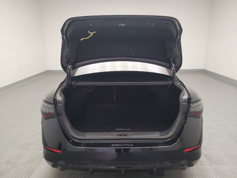 Used 2021 Nissan Sentra SV w/ SV Premium Package FWD image 28