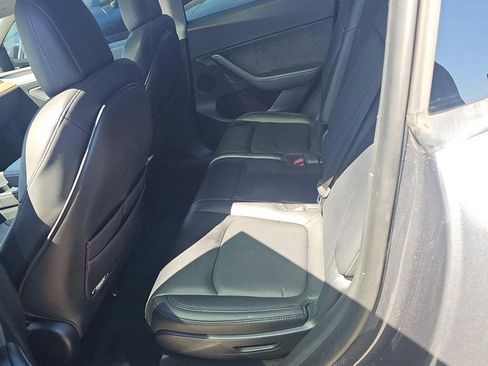 Used 2023 Tesla Model Y Long Range image 10