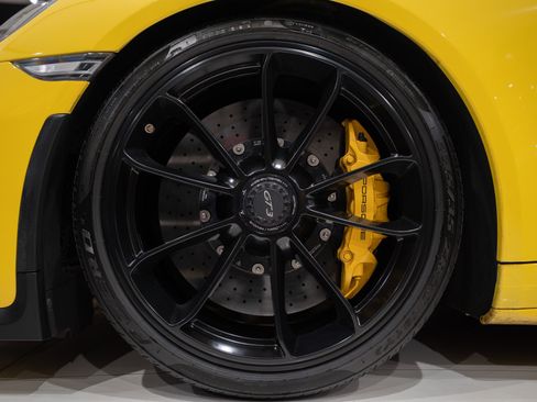 Used 2018 Porsche 911 GT3 RWD image 39
