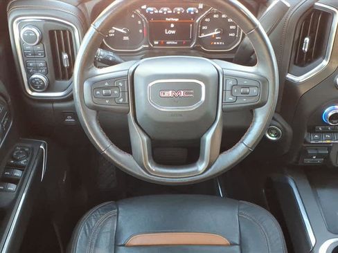 Used 2021 GMC Sierra 1500 AT4 w/ AT4 Premium Package image 9
