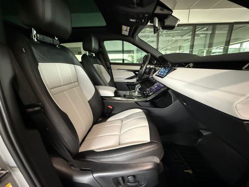 Used 2020 Land Rover Range Rover Evoque First Edition AWD/4WD image 34
