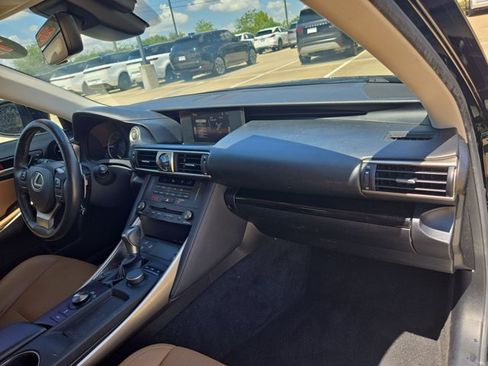 Used 2019 Lexus IS 300 w/ Premium Package RWD image 21