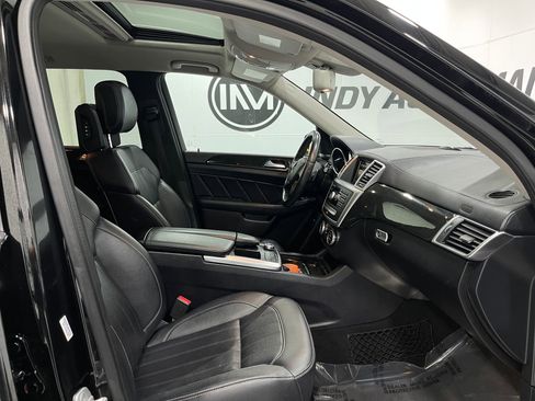 Used 2016 Mercedes-Benz GL 450 4MATIC w/ Premium I Package image 36