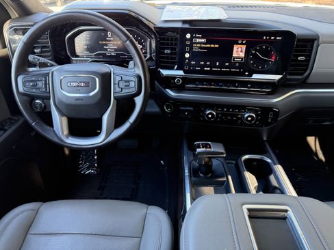 Used 2022 GMC Sierra 1500 SLT w/ SLT Premium Plus Package image 25