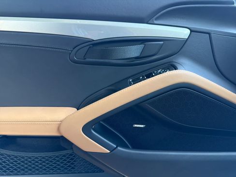 Certified 2019 Porsche 911 Speedster RWD image 12