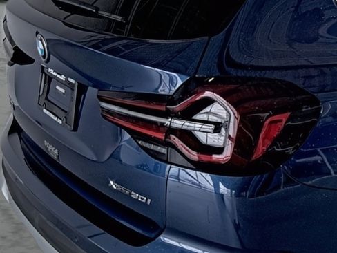 Used 2023 BMW X3 xDrive30i w/ Premium Package image 13