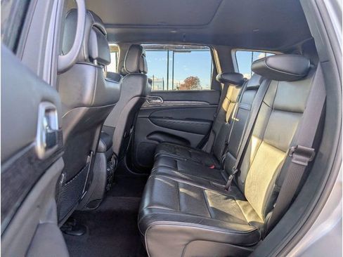 Used 2018 Jeep Grand Cherokee High Altitude image 17
